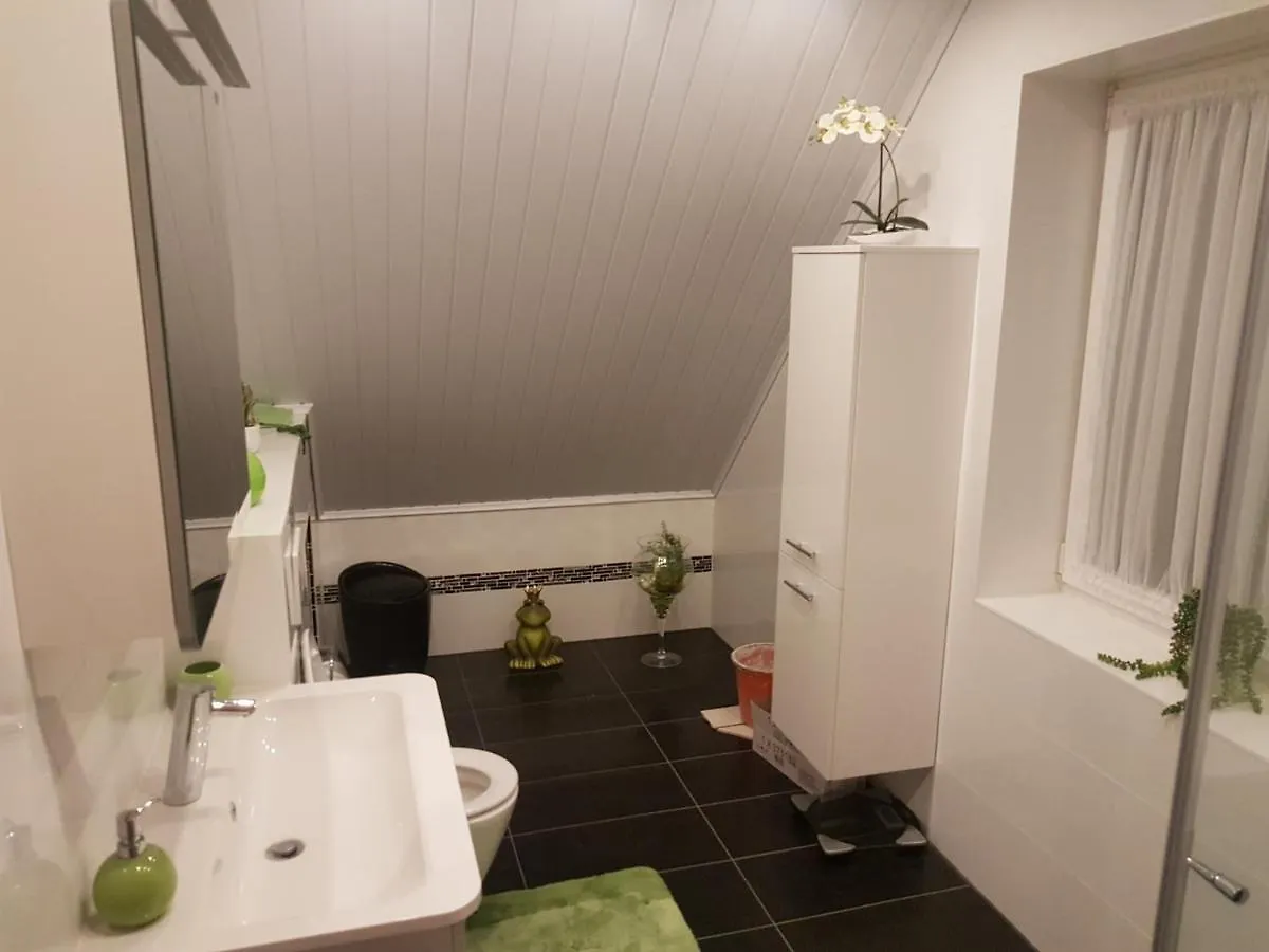 Homestay szállás 5 Minutes From The Fair Apartman Hannover